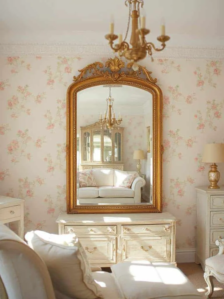 charming antique mirror accents