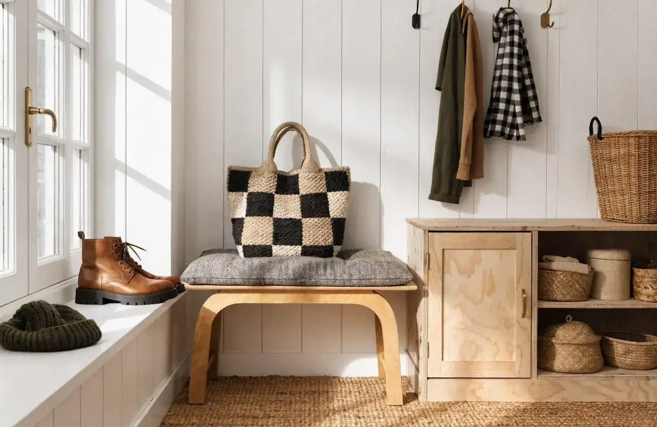 11 Front Door Mudroom Entryway Ideas You’Ll Wish for: Cozy to Luxe